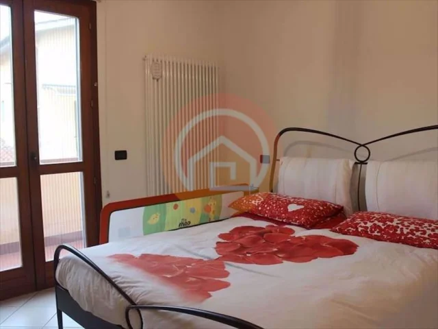 Appartamenti in Vendita - Villa bifamiliare in vendita a coreglia antelminelli centro storico