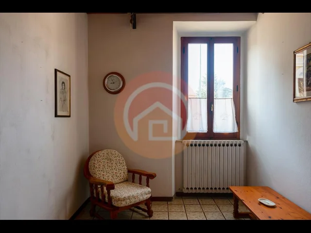 Appartamenti in Vendita - Appartamento in vendita a barga fornaci di barga