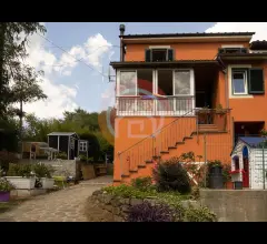 Appartamenti in Vendita - Casa indipendente in vendita a coreglia antelminelli ghivizzano