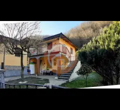 Appartamenti in Vendita - Appartamento in vendita a gallicano periferia