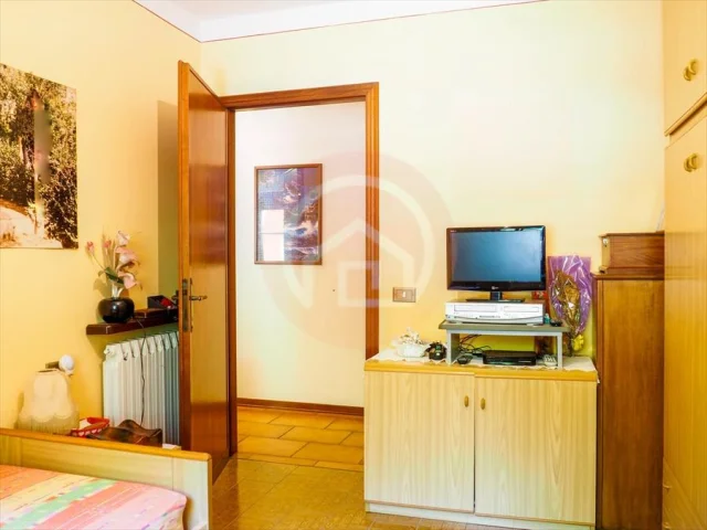 Appartamenti in Vendita - Appartamento in vendita a gallicano periferia