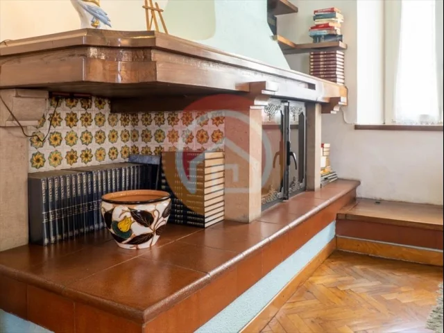 Appartamenti in Vendita - Appartamento in vendita a gallicano centro