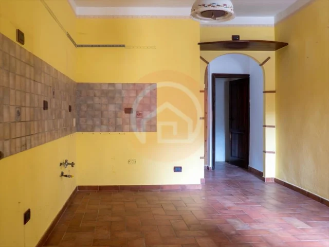 Appartamenti in Vendita - Casa indipendente in vendita a coreglia antelminelli lucignana