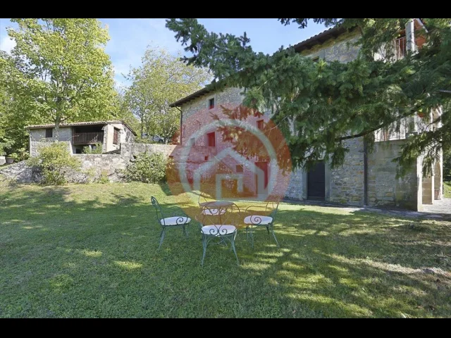 Appartamenti in Vendita - Casale in vendita a castiglione di garfagnana periferia