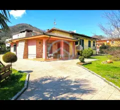 Appartamenti in Vendita - Villa in vendita a gallicano centro