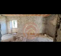 Appartamenti in Vendita - Rustico in vendita a coreglia antelminelli ghivizzano