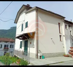 Casa indipendente in vendita a barga fornaci di barga