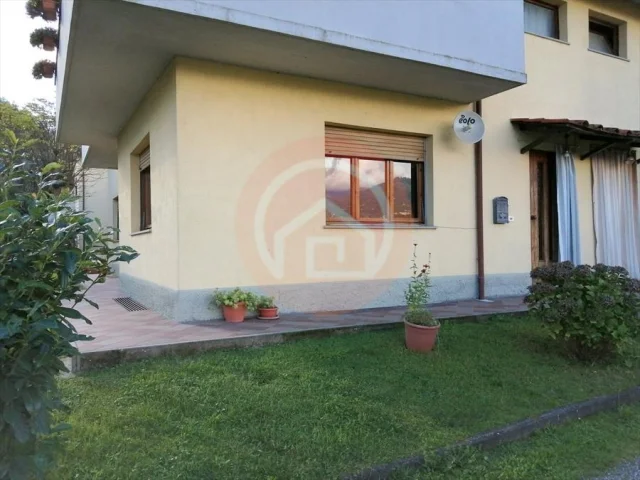 Appartamento in vendita a gallicano centro