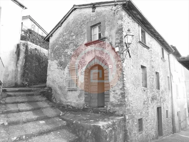 Casa indipendente in vendita a gallicano periferia