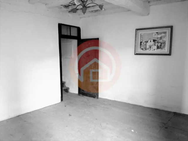 Appartamenti in Vendita - Casa indipendente in vendita a gallicano periferia