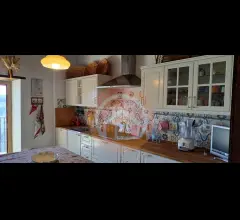 Casa indipendente in vendita a gallicano trassilico