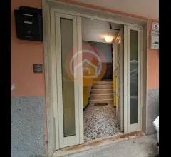 Appartamenti in Vendita - Casa indipendente in vendita a gallicano centro