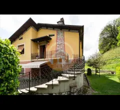 Appartamenti in Vendita - Villa in vendita a gallicano centro