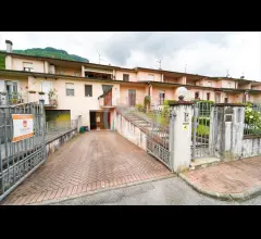 Casa indipendente in vendita a gallicano bolognana