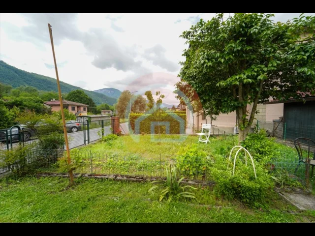 Appartamenti in Vendita - Appartamento in vendita a coreglia antelminelli ghivizzano