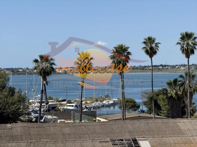 Appartamento in vendita a siracusa corso umberto Appartamenti in Vendita - Appartamento in vendita a siracusa corso umberto
