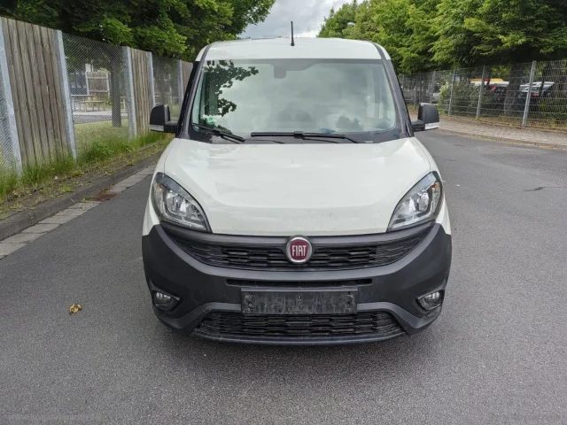 Auto - Fiat doblÃ² 1.6 mjt 120cv maxi 3 posti