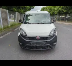 Auto - Fiat doblÃ² 1.6 mjt 120cv maxi 3 posti