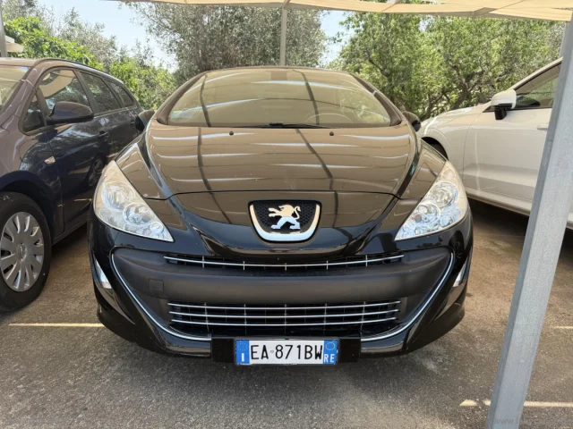 Auto - Peugeot 308 2.0 hdi 140 cv cc fÃ©line