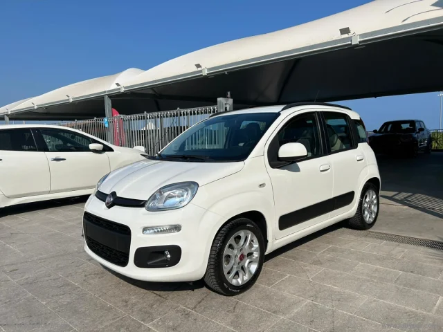 Auto - Fiat panda 1.2 lounge