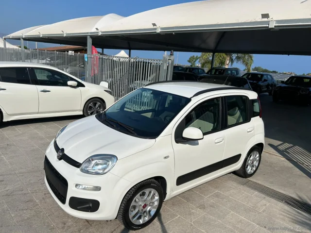 Auto - Fiat panda 1.2 lounge