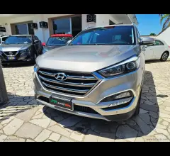 Auto - Hyundai tucson 1.7 crdi sound edition
