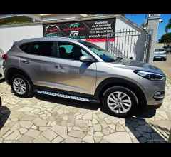 Auto - Hyundai tucson 1.7 crdi sound edition