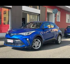 Toyota c-hr 1.8 hybrid e-cvt active