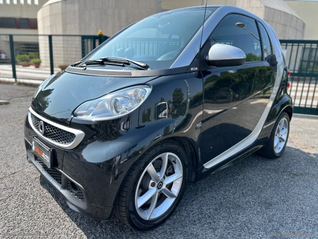 Auto - Smart fortwo 1000 52 kw mhdcoupé spec.one plus