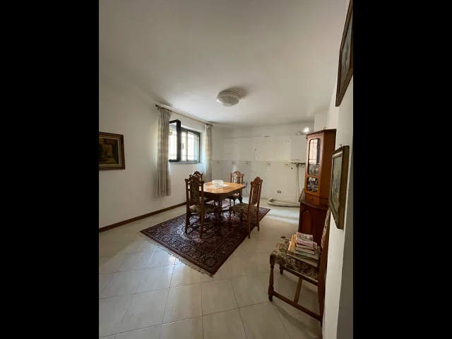 Appartamenti in Vendita - Appartamento in vendita a nettuno centro storico
