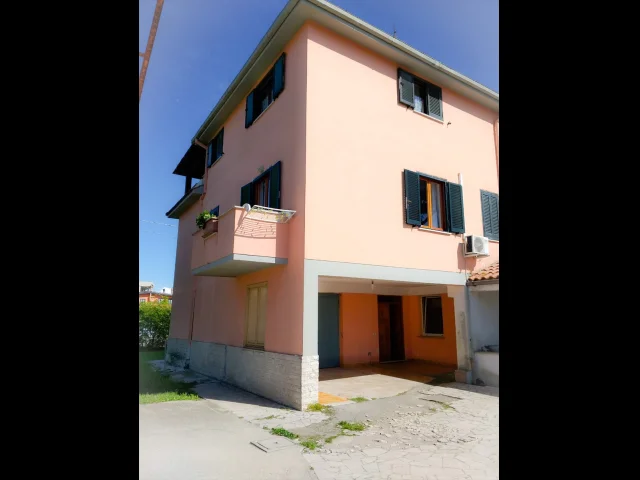 Appartamenti in Vendita - Appartamento in vendita a nettuno periferia