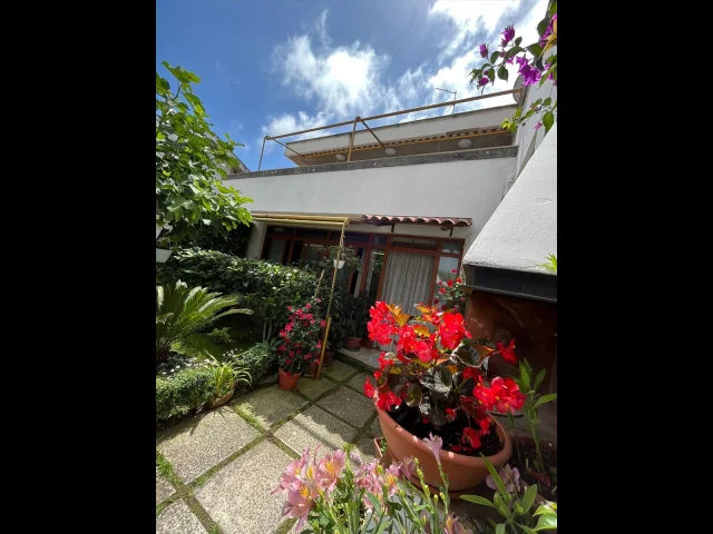Appartamenti in Vendita - Villa a schiera in vendita a anzio lavinio mare