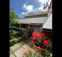 Appartamenti in Vendita - Villa a schiera in vendita a anzio lavinio mare