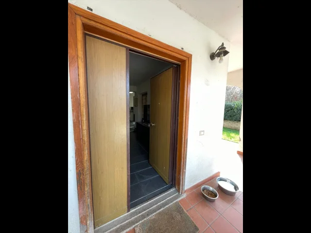 Appartamenti in Vendita - Casa indipendente in vendita a anzio lido dei pini