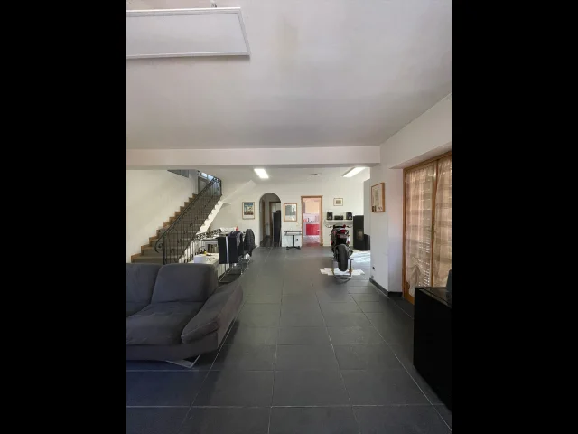 Appartamenti in Vendita - Casa indipendente in vendita a anzio lido dei pini