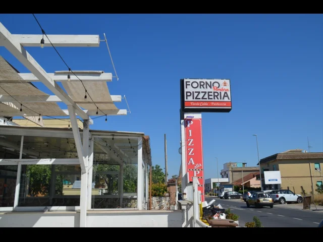 Appartamenti in Vendita - Locale commerciale in vendita a ardea tor san lorenzo