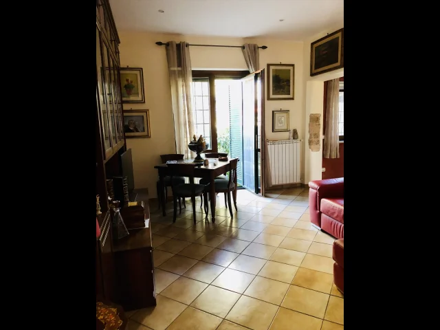 Appartamenti in Vendita - Villa a schiera in vendita a anzio stazione lavinio