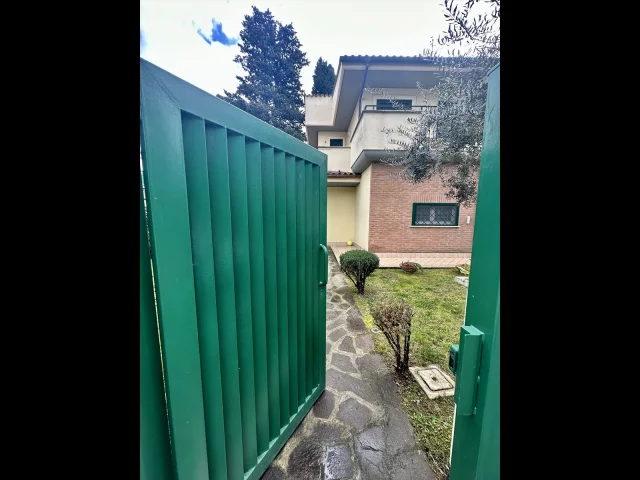 Villa bifamiliare in vendita a anzio villa claudia