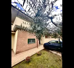 Appartamenti in Vendita - Villa bifamiliare in vendita a anzio villa claudia
