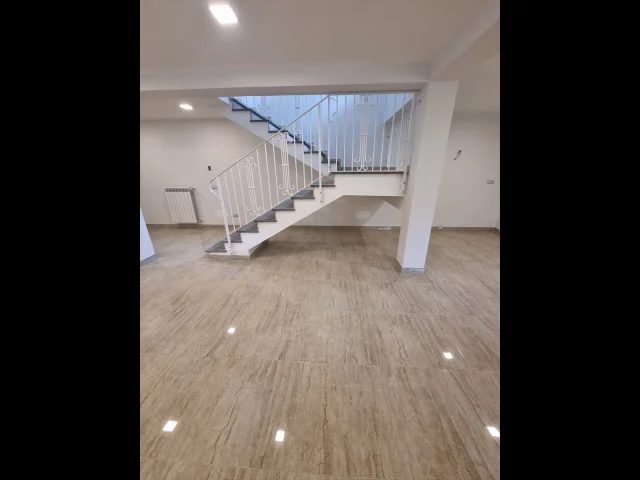 Appartamenti in Vendita - Villa bifamiliare in vendita a anzio villa claudia