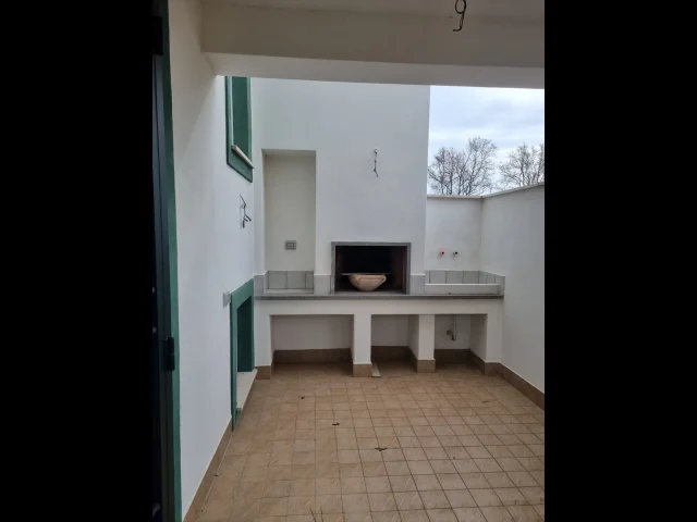 Appartamenti in Vendita - Villa bifamiliare in vendita a anzio villa claudia