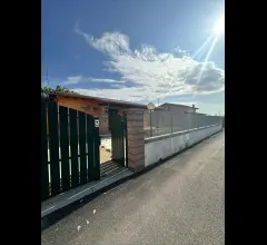 Appartamenti in Vendita - Villa bifamiliare in vendita a anzio cincinnato