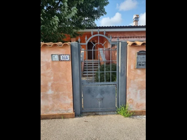 Appartamenti in Vendita - Villa in vendita a anzio lavinio stazione
