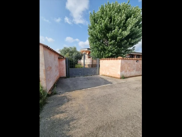Appartamenti in Vendita - Villa in vendita a anzio lavinio stazione