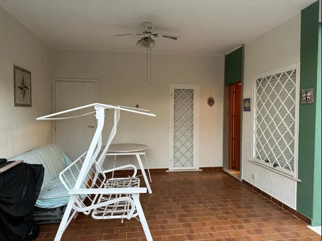 Appartamenti in Vendita - Casa indipendente in vendita a anzio lavinio mare