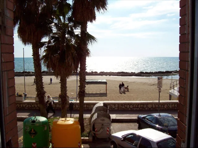 Appartamenti in Vendita - Appartamento in vendita a anzio centro