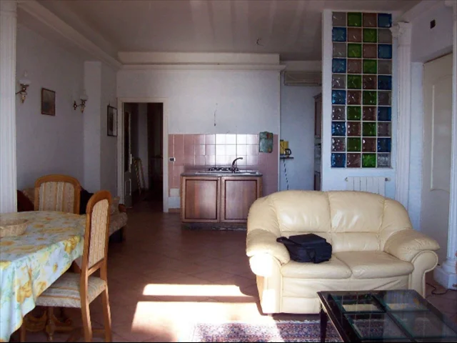 Appartamenti in Vendita - Appartamento in vendita a anzio centro