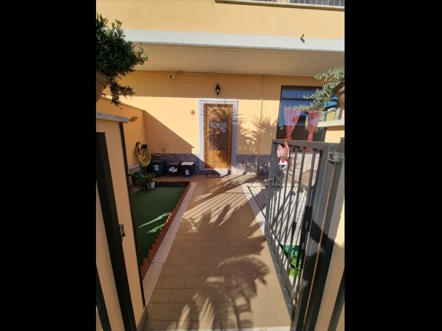 Appartamenti in Vendita - Casa indipendente in vendita a nettuno tre cancelli