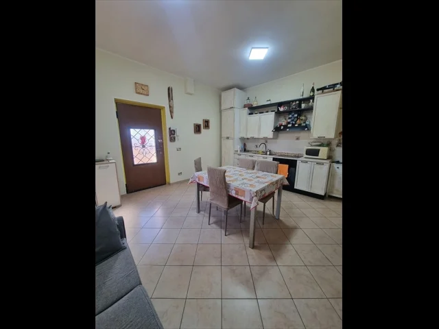 Appartamenti in Vendita - Casa indipendente in vendita a nettuno tre cancelli
