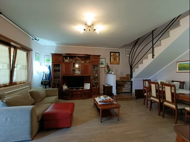 Appartamenti in Vendita - Villa in vendita a anzio cincinnato